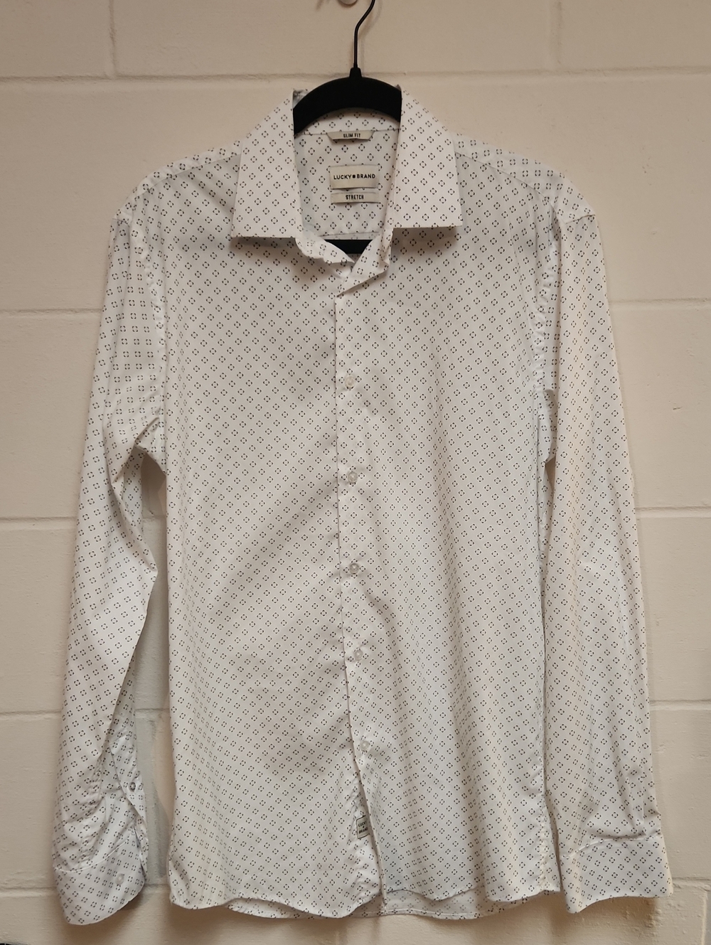 Like New Lucky Brand White Shirt with Small Navy Diamond Print Mens Medium